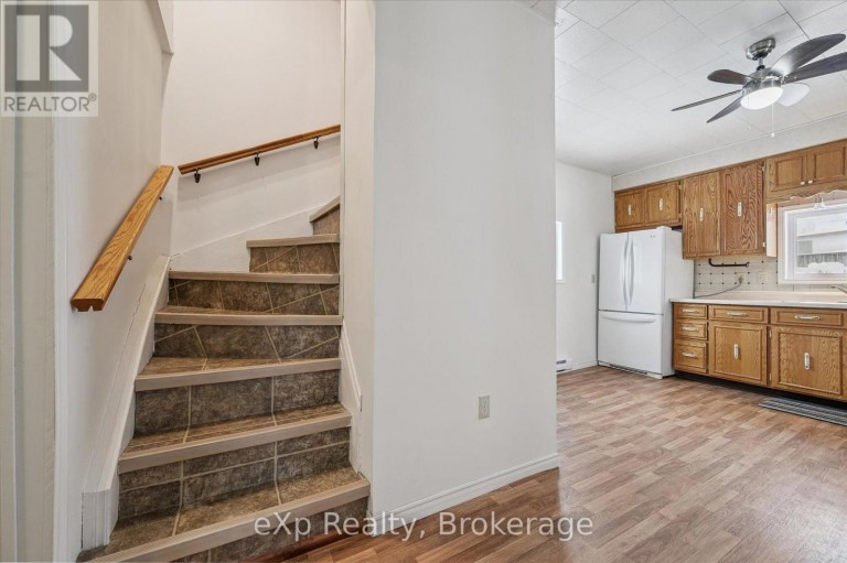 8 WEST STREET, Perth East (Milverton), Ontario, N0K1M0