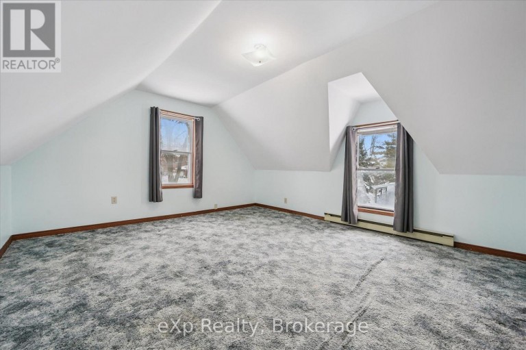 8 WEST STREET, Perth East (Milverton), Ontario, N0K1M0