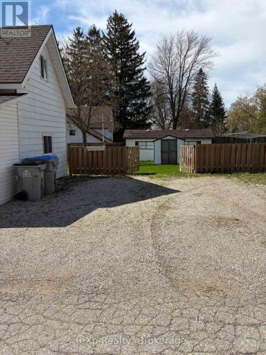 8 WEST STREET, Perth East (Milverton), Ontario, N0K1M0