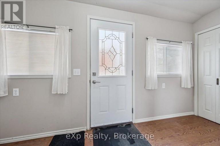 8 WEST STREET, Perth East (Milverton), Ontario, N0K1M0