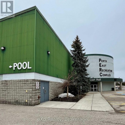 8 WEST STREET, Perth East (Milverton), Ontario, N0K1M0