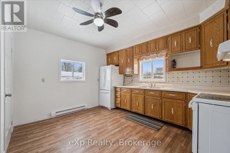 8 WEST STREET, Perth East (Milverton), Ontario, N0K1M0