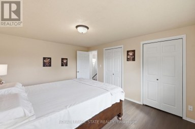 63 FOLKESTONE AVENUE Hamilton (Lawfield) Ontario photo 27