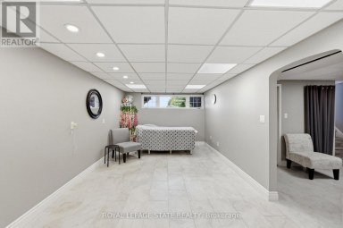 63 FOLKESTONE AVENUE Hamilton (Lawfield) Ontario photo 30
