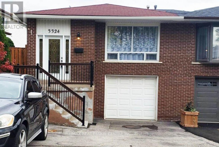 3324 STRABANE DRIVE, Mississauga (Erindale), Ontario, L5C1W7