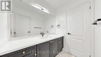 4 PLENTYWOOD DRIVE Brampton (Bram West) Ontario photo 27