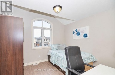 UPPER - 6045 ERNEST CRESCENT Niagara Falls (Forestview) Ontario photo 7