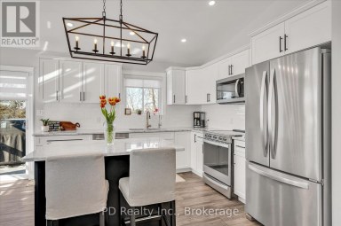 4 QUEEN STREET N Kawartha Lakes (Omemee) Ontario photo 9