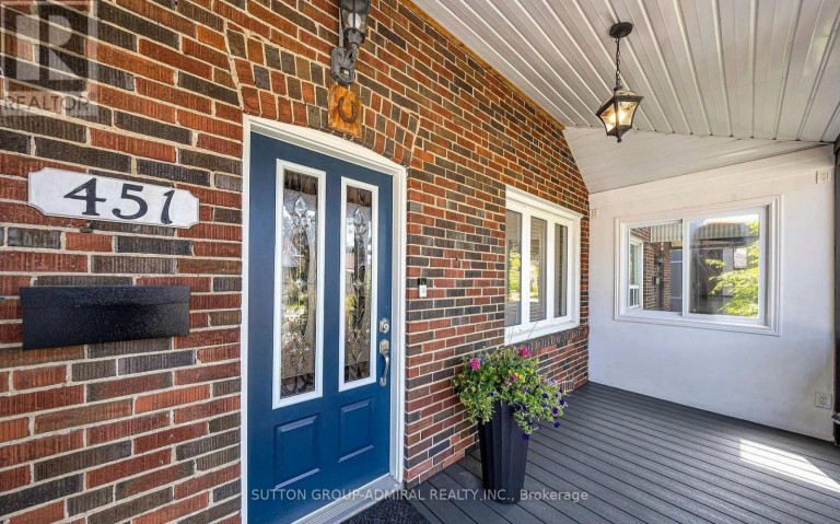 451 WHITMORE AVENUE, Toronto (Briar Hill-Belgravia), Ontario, M6E2N6