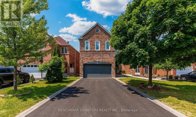 36 TWISTED OAK STREET, Brampton (Sandringham-Wellington), Ontario, L6R1T1