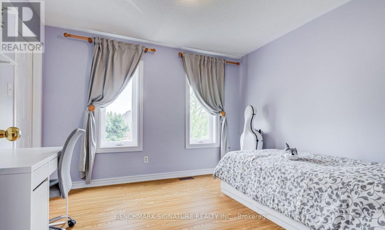 36 TWISTED OAK STREET, Brampton (Sandringham-Wellington), Ontario, L6R1T1