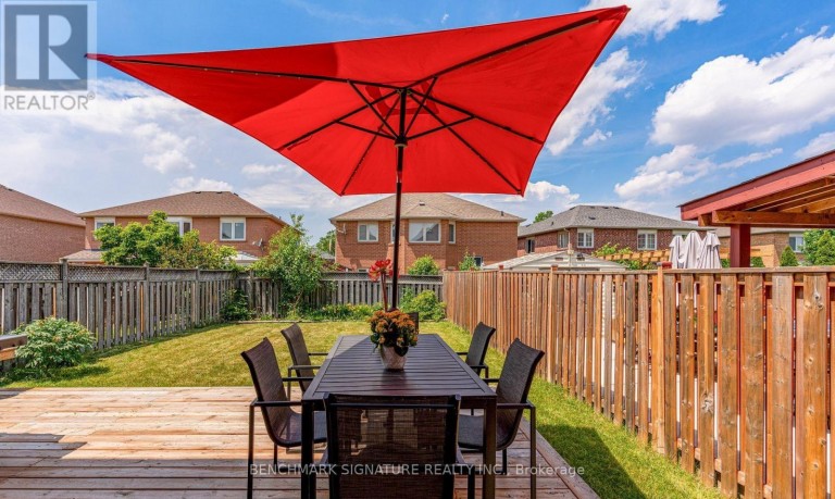 36 TWISTED OAK STREET, Brampton (Sandringham-Wellington), Ontario, L6R1T1