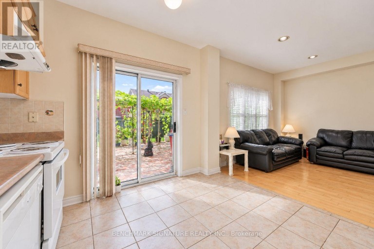 27 AVENIDA STREET, Markham (Middlefield), Ontario, L3S4J4