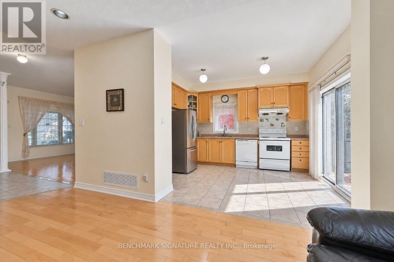 27 AVENIDA STREET, Markham (Middlefield), Ontario, L3S4J4