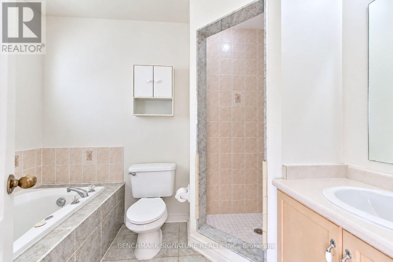 27 AVENIDA STREET, Markham (Middlefield), Ontario, L3S4J4