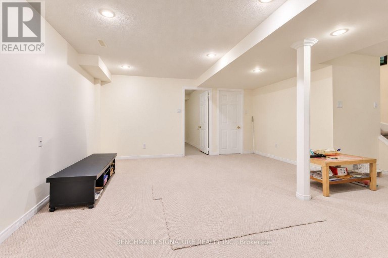27 AVENIDA STREET, Markham (Middlefield), Ontario, L3S4J4