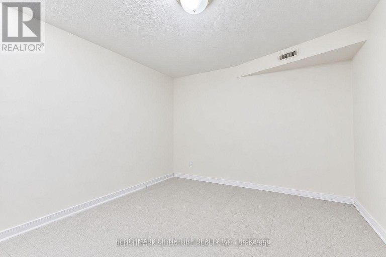 27 AVENIDA STREET, Markham (Middlefield), Ontario, L3S4J4