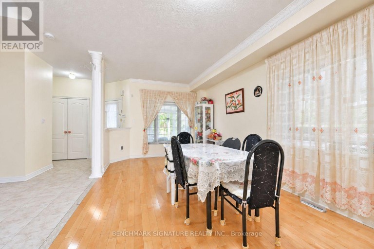 27 AVENIDA STREET, Markham (Middlefield), Ontario, L3S4J4