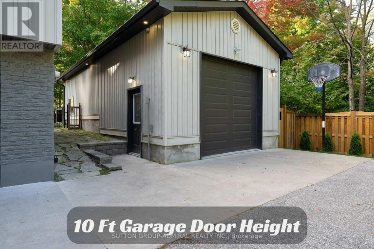 170 PATTERSON ROAD, Barrie (Ardagh), Ontario, L4N3W4