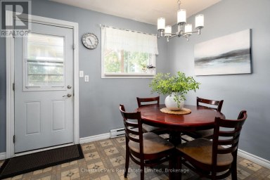 6 SPENCER STREET Prince Edward County (Picton Ward) Ontario photo 11