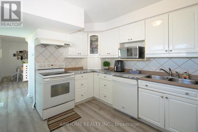 49 BELLEFONTAINE STREET, Toronto (L'Amoreaux), Ontario, M1S1J6