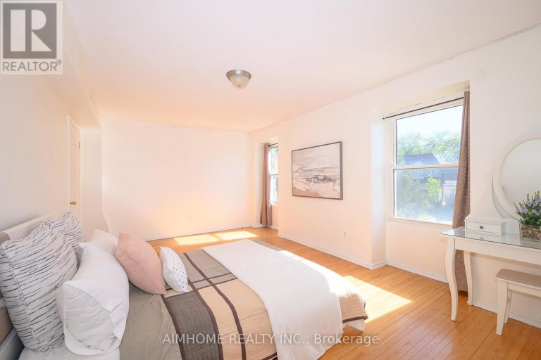 49 BELLEFONTAINE STREET, Toronto (L'Amoreaux), Ontario, M1S1J6