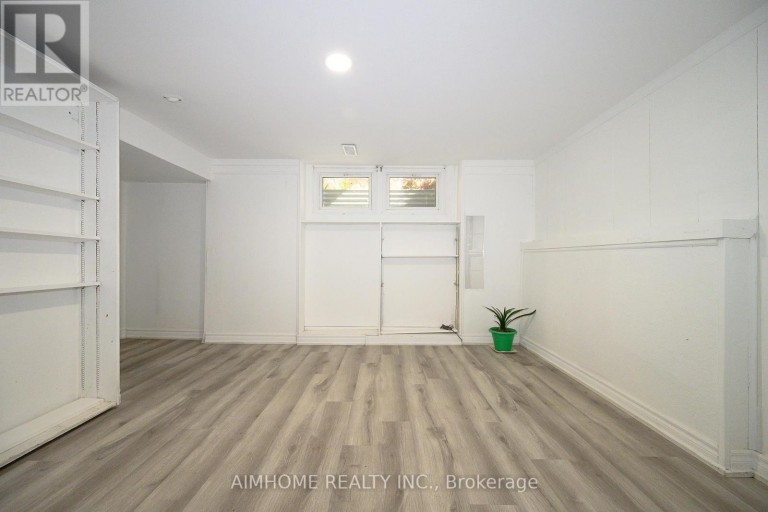 49 BELLEFONTAINE STREET, Toronto (L'Amoreaux), Ontario, M1S1J6