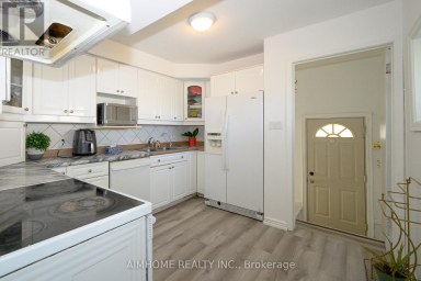 49 BELLEFONTAINE STREET Toronto (L'Amoreaux) Ontario photo 9