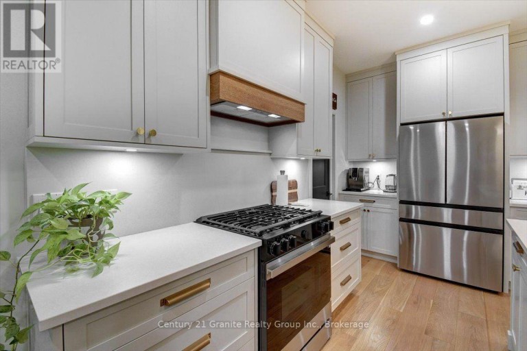 6 NEWPIERCE DRIVE, Stirling-Rawdon (Rawdon Ward), Ontario, K0K3E0
