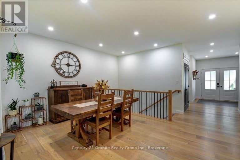 6 NEWPIERCE DRIVE, Stirling-Rawdon (Rawdon Ward), Ontario, K0K3E0