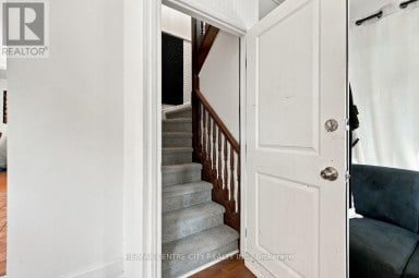 245 BERNARD AVENUE London East (East B) Ontario photo 25