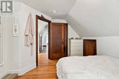 245 BERNARD AVENUE London East (East B) Ontario photo 30