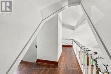 245 BERNARD AVENUE London East (East B) Ontario photo 32