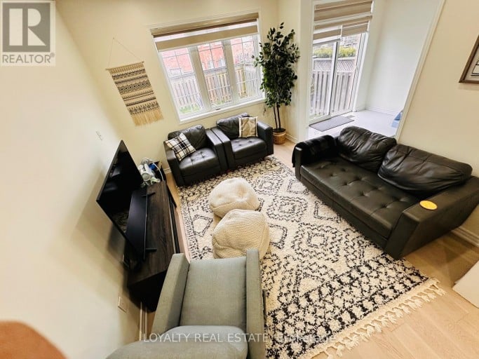 28 THORP CRESCENT, Ajax (Central West), Ontario, L1T0G9