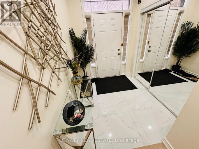 28 THORP CRESCENT, Ajax (Central West), Ontario, L1T0G9