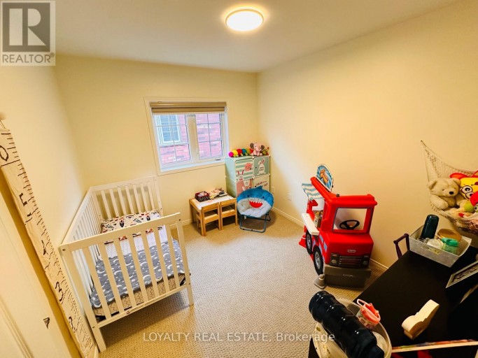 28 THORP CRESCENT, Ajax (Central West), Ontario, L1T0G9