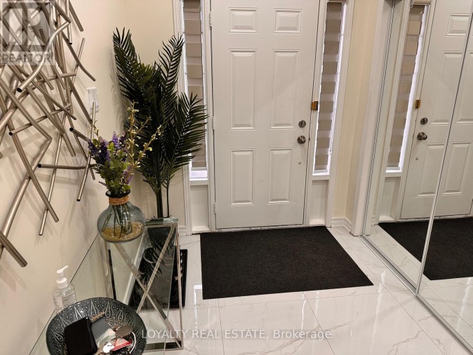28 THORP CRESCENT, Ajax (Central West), Ontario, L1T0G9