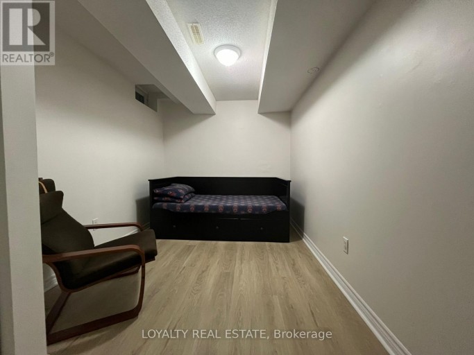 28 THORP CRESCENT, Ajax (Central West), Ontario, L1T0G9