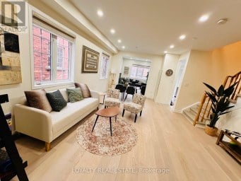 28 THORP CRESCENT Ajax (Central West) Ontario photo 7
