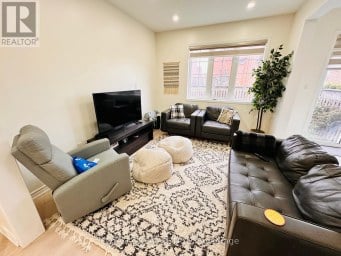 28 THORP CRESCENT Ajax (Central West) Ontario photo 9