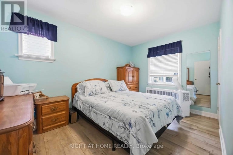 1351 WARDEN AVENUE, Toronto (Wexford-Maryvale), Ontario, M1R2R9