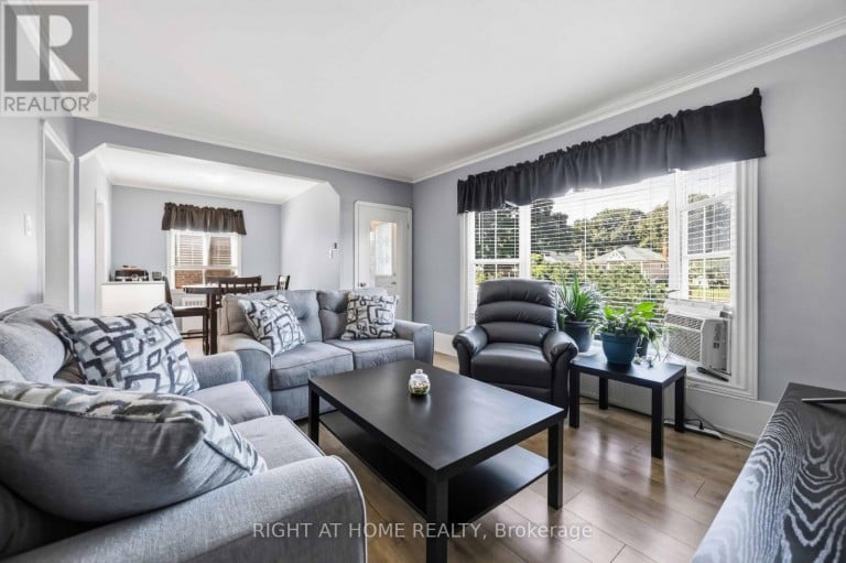 1351 WARDEN AVENUE, Toronto (Wexford-Maryvale), Ontario, M1R2R9