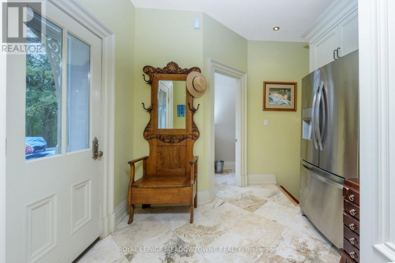 16089 SHAWS CREEK ROAD, Caledon, Ontario, L7C1V9