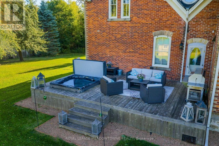 16089 SHAWS CREEK ROAD, Caledon, Ontario, L7C1V9