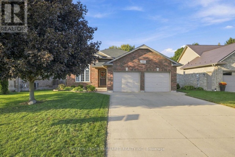 20 TURNBERRY DRIVE, Thames Centre (Dorchester), Ontario, N0L1G3