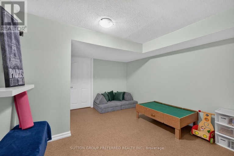 20 TURNBERRY DRIVE, Thames Centre (Dorchester), Ontario, N0L1G3