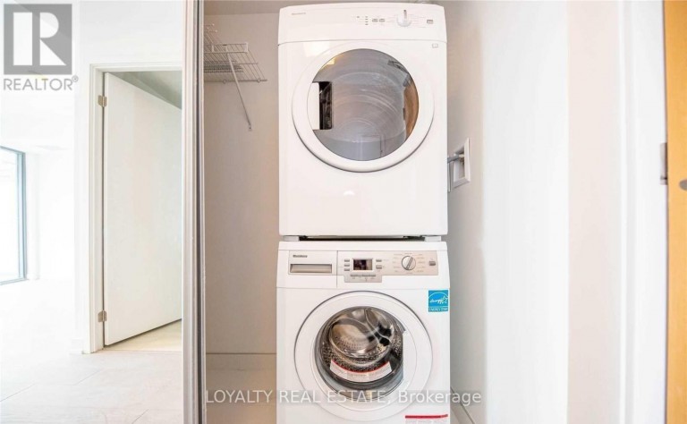 2612 - 11 WELLESLEY STREET, Toronto (Church-Yonge Corridor), Ontario, M4Y0G4