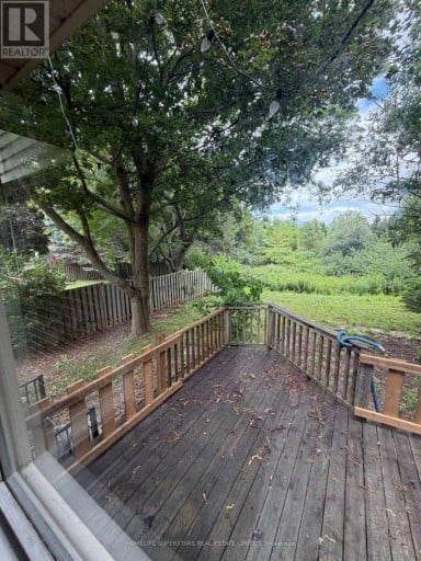 8 BUTTERFIELD CRESCENT, Whitby (Rolling Acres), Ontario, L1R1J2