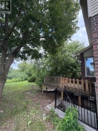 8 BUTTERFIELD CRESCENT Whitby (Rolling Acres) Ontario photo 9