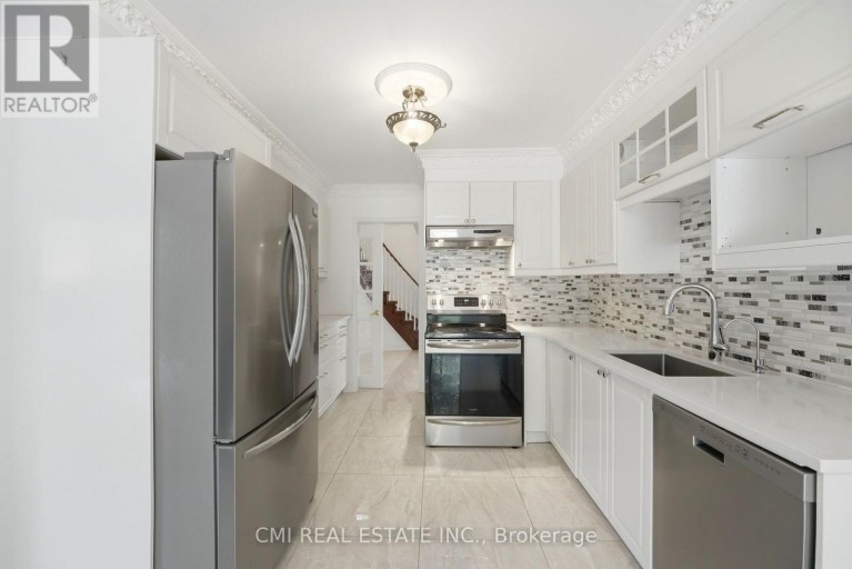 127 O'CONNOR CRESCENT, Richmond Hill (North Richvale), Ontario, L4C7R7